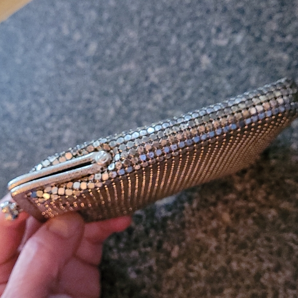 Vintage 80's Elka Silver Scaled Mesh Coin Bag - Picture 9 of 9